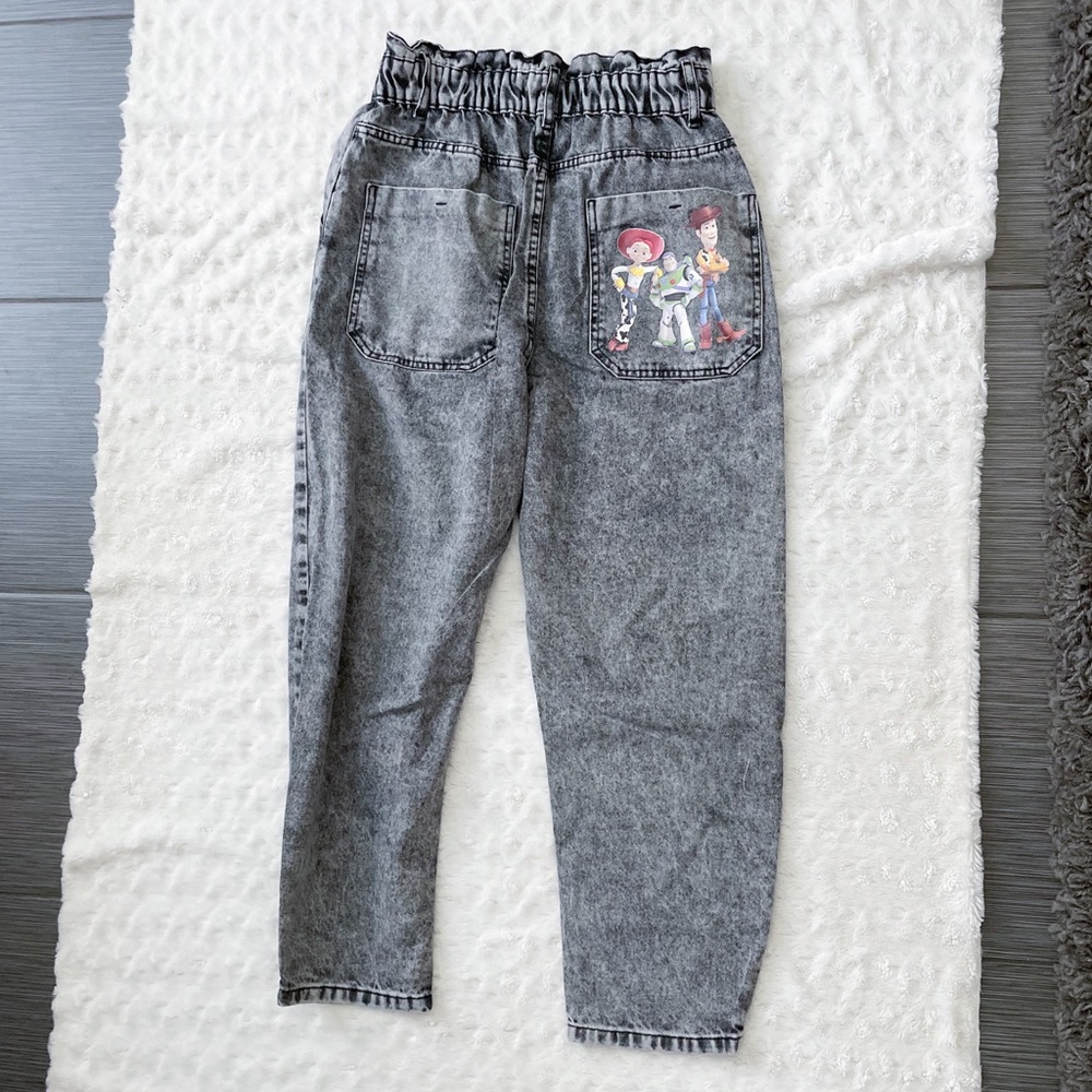 ❌SOLD❌NWT- ZARA Disney Pixar Toy Story High Rise Jeans - Picture 3 of 12